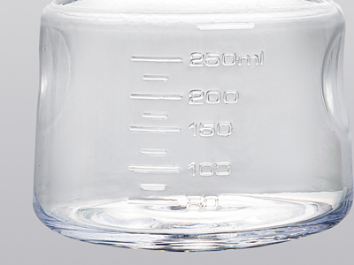 良好的透明度，刻度清晰，便于觀察容量